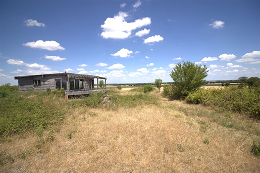 2 pièces 128 m² · à Verdille · 128 m² · 77 000 €