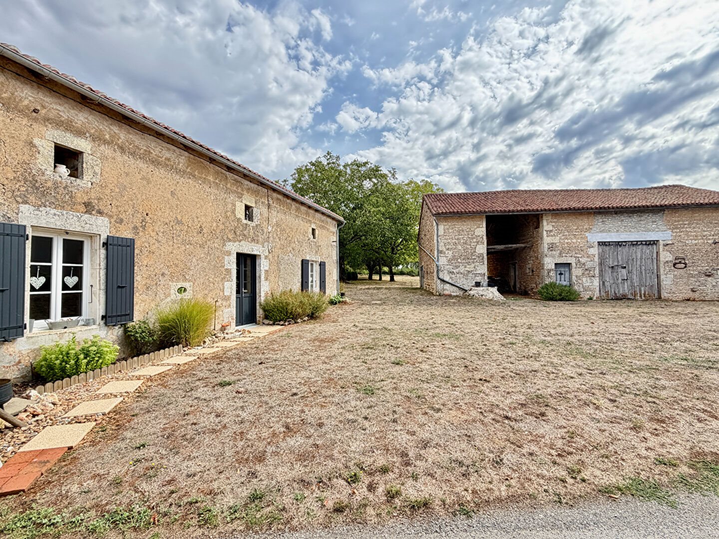 Maison à vendre, 211m², Nanteuil-en-Vallée