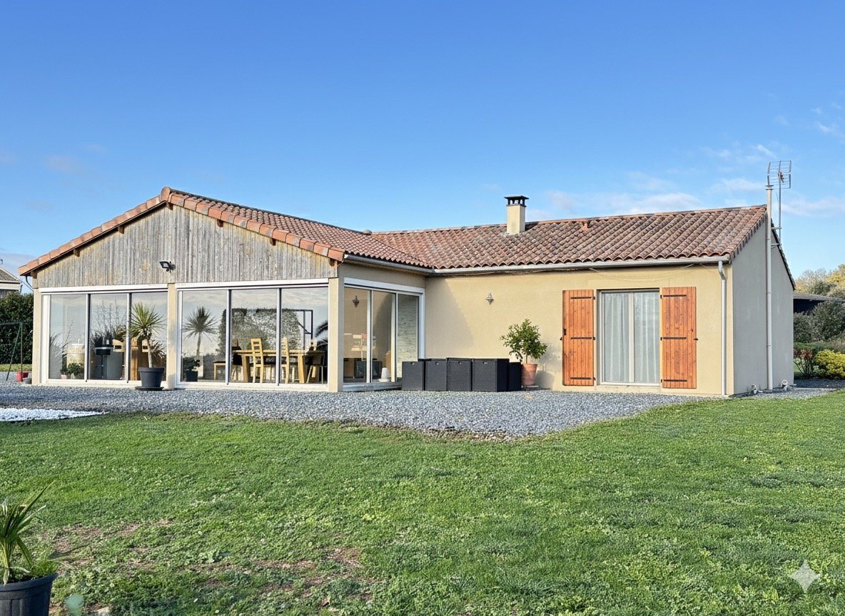 Maison à vendre, 141m², Theil-Rabier
