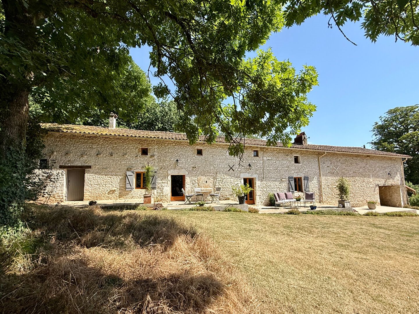 Maison à vendre, 234m², Saint-Coutant