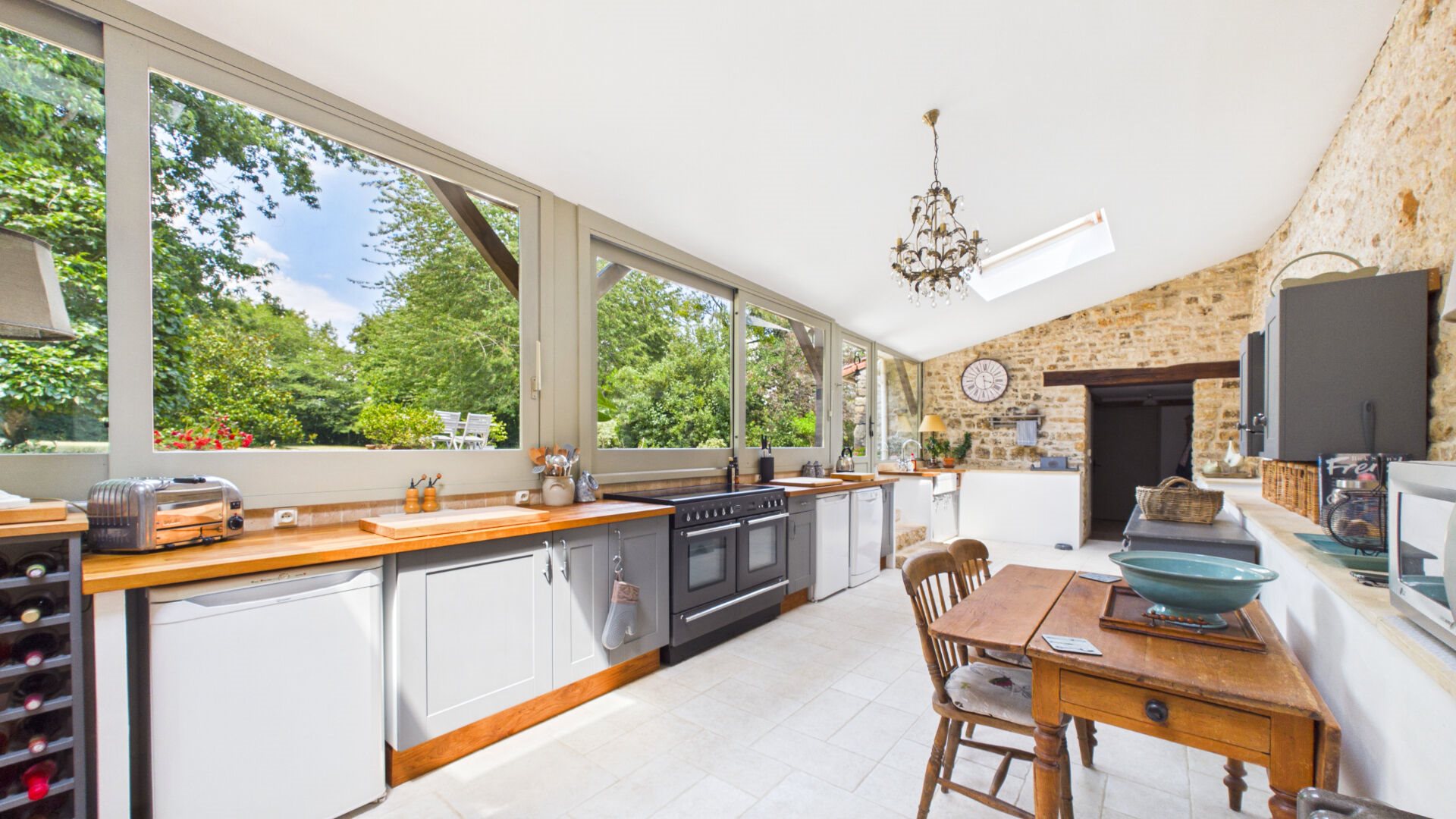 Maison à vendre, 234m², Saint-Coutant