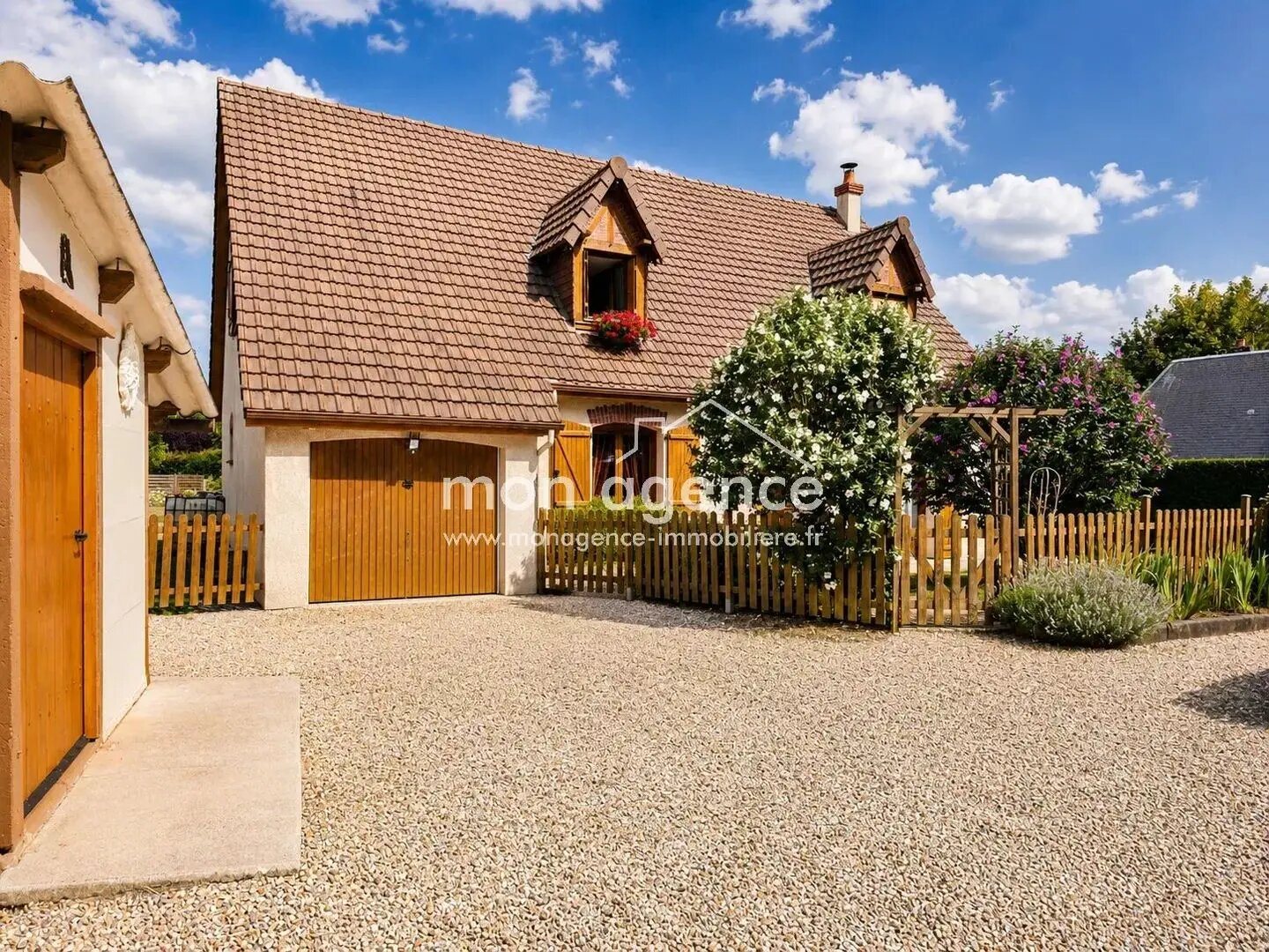 Maison à vendre, 133m², Sainte-Croix-sur-Buchy