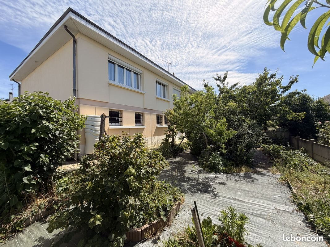 Maison à vendre, 85m², Laval