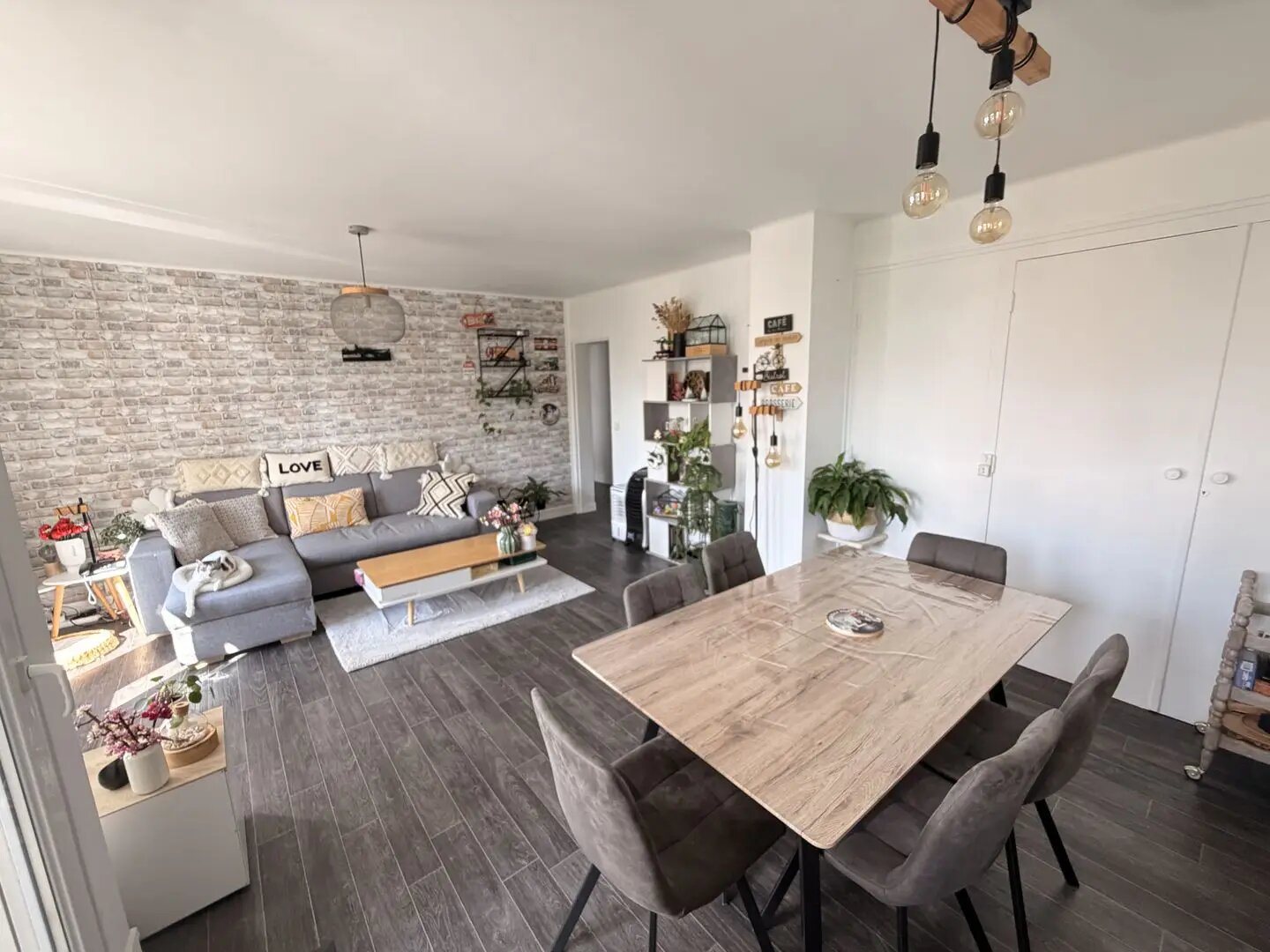 Appartement à vendre, 85m², Laval