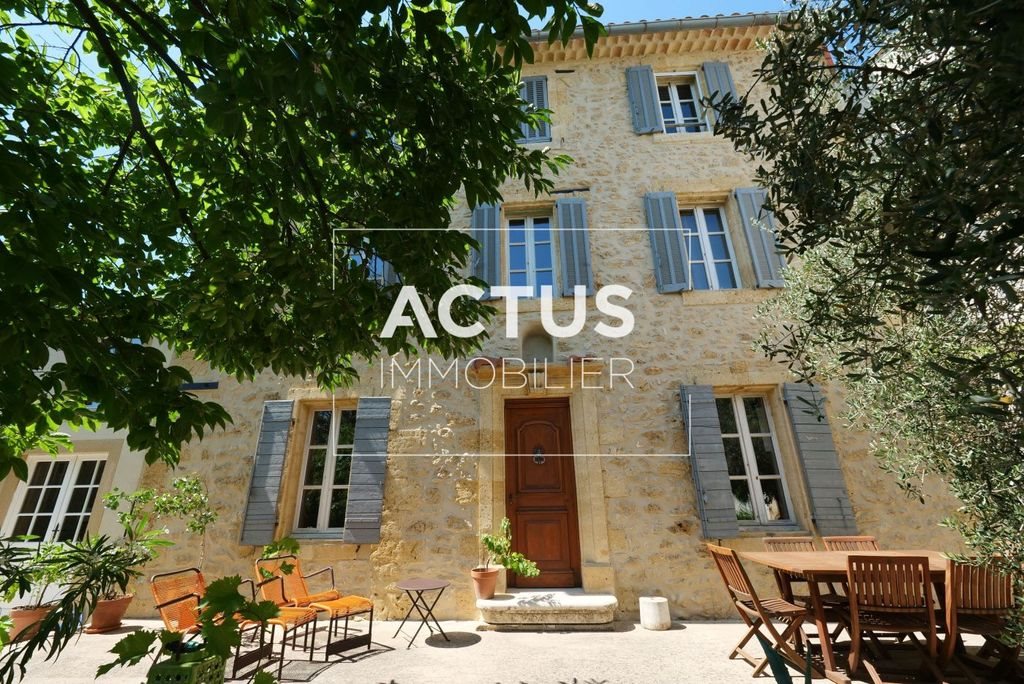 Maison à vendre, 217m², Salon-de-Provence