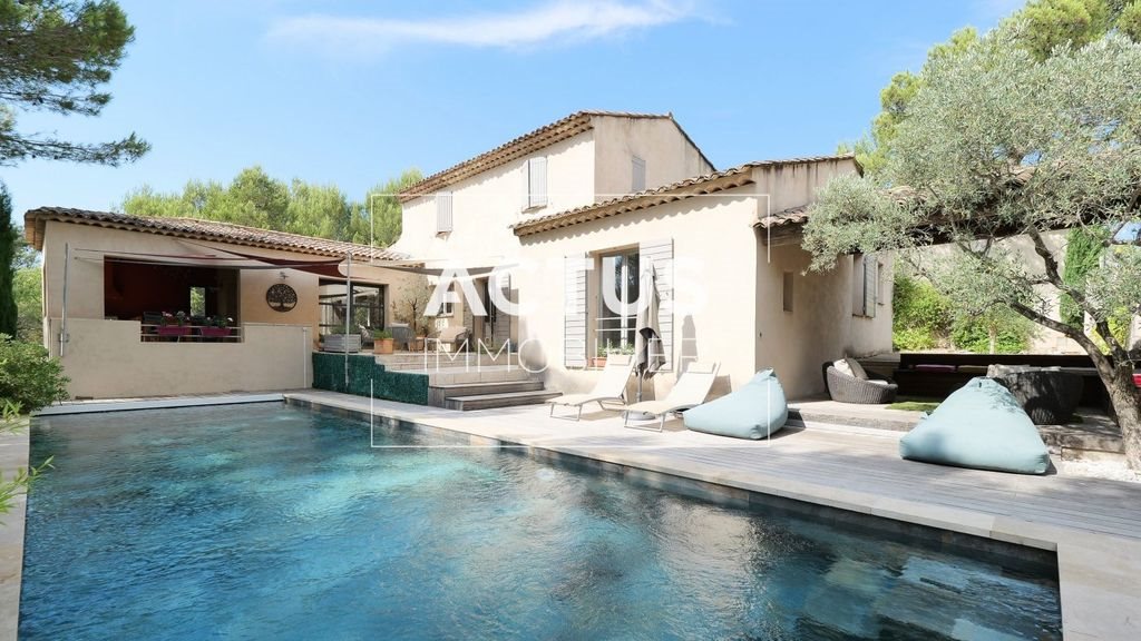 Maison à vendre, 208m², Mallemort