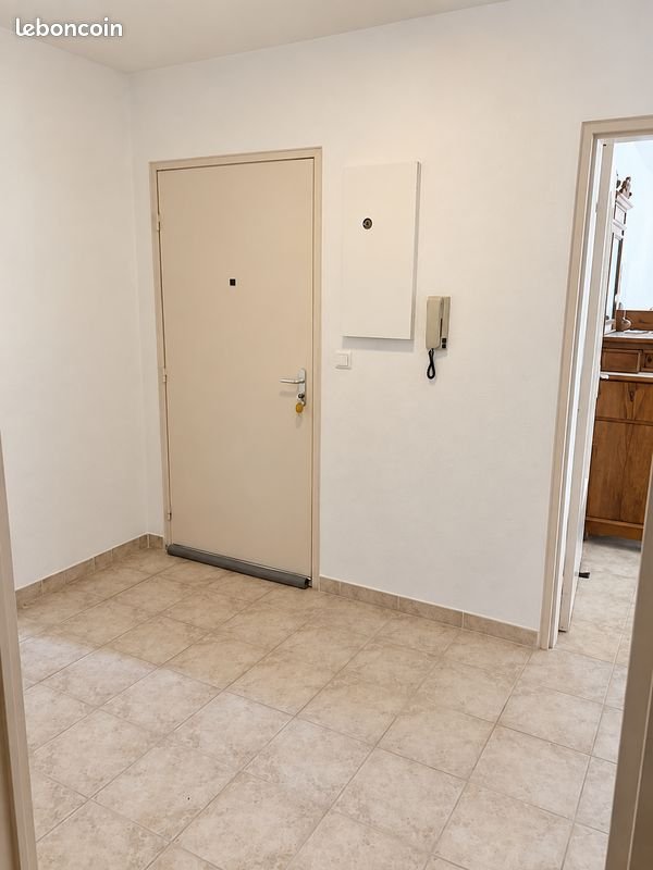 Appartement à louer, 94m², Bastia