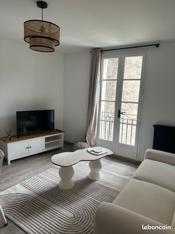 Appartement à louer, 48m², Oloron-Sainte-Marie