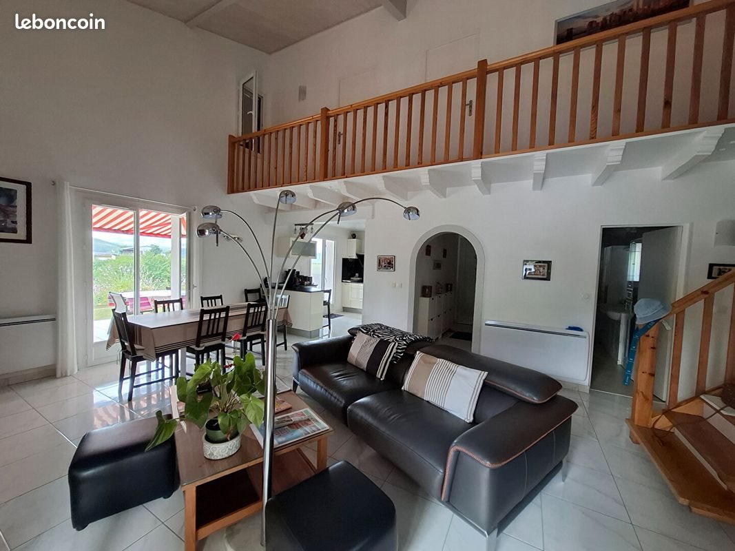 Maison à vendre, 215m², Saint-Pée-sur-Nivelle