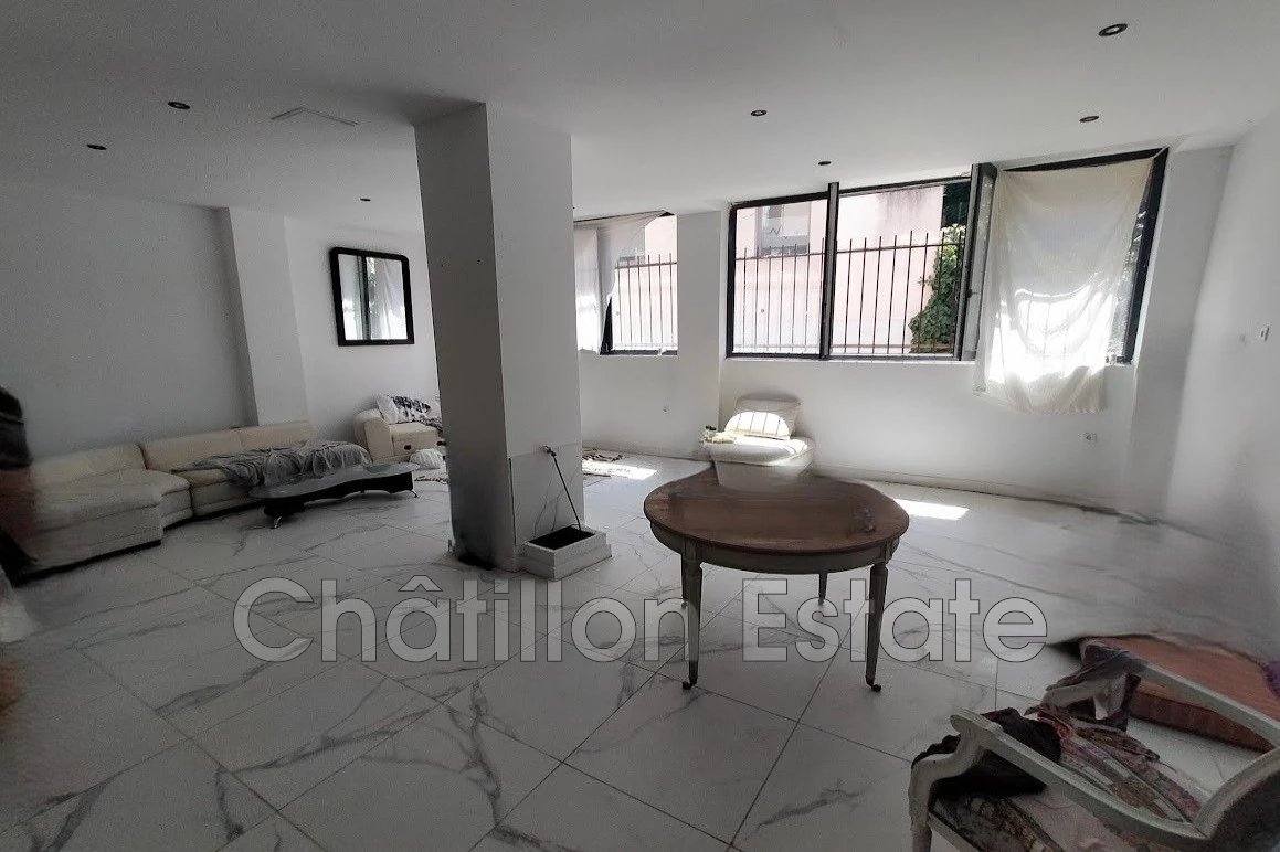 Maison à vendre, 1m², Cannes