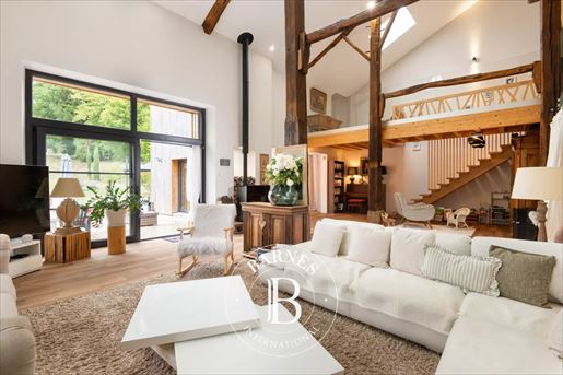 Maison 10 pièces 250 m² · à Begnécourt · 250 m² · 724 000 €