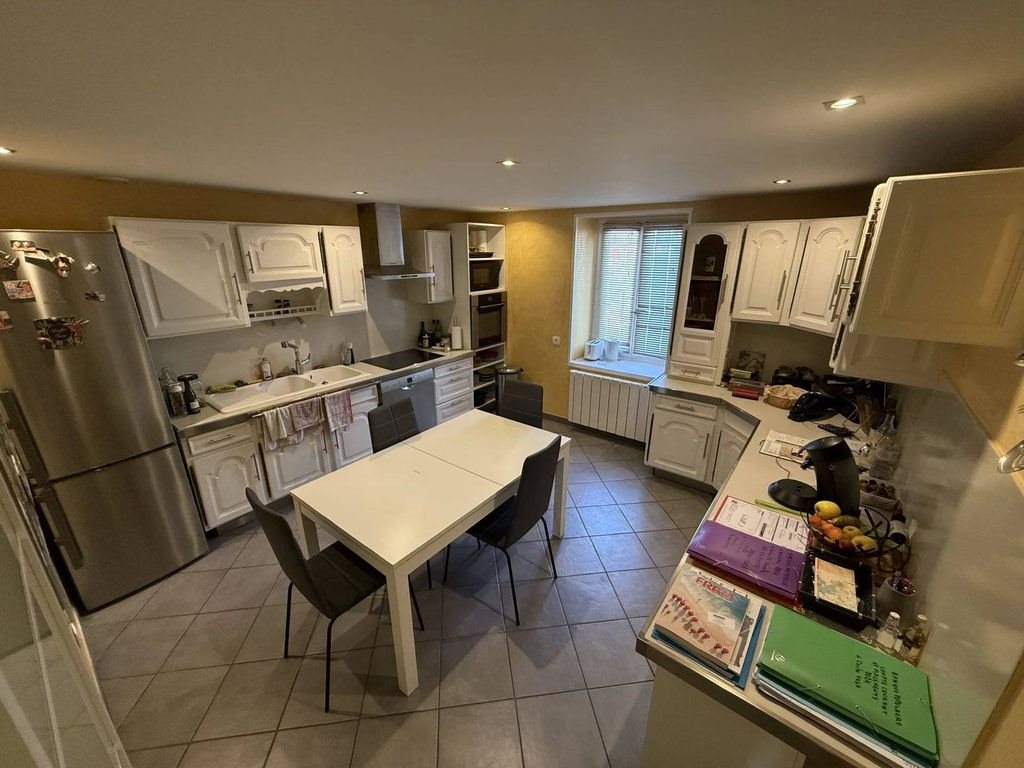 Maison à vendre, 180m², Belleville-en-Beaujolais