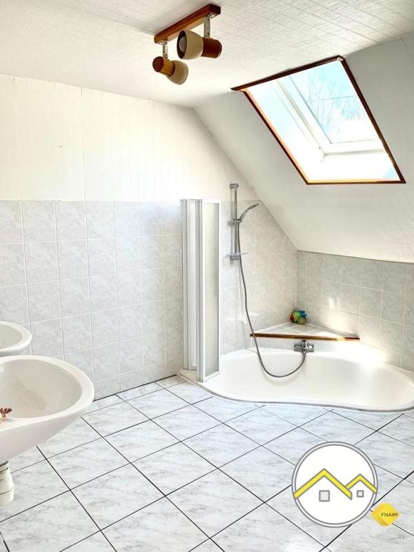 Maison à vendre, 178m², Ombrée d'Anjou