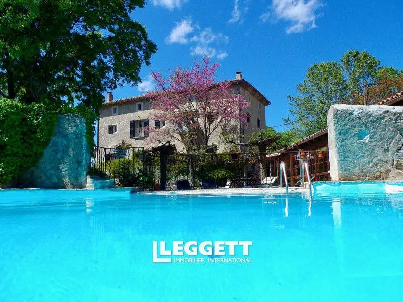 Maison à vendre, 760m², Sauve