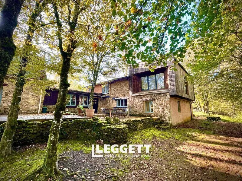 Maison à vendre, 146m², Saint-Léon-sur-Vézère