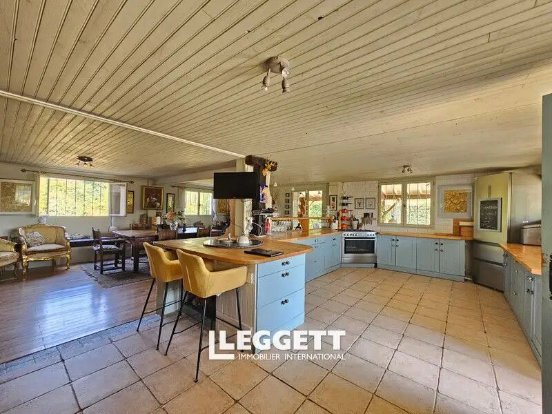Maison à vendre, 380m², Saint-Pierre-le-Moûtier