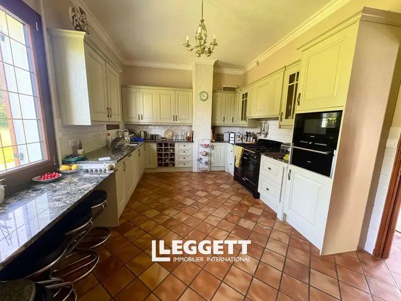 Maison à vendre, 300m², Saint-Jory-de-Chalais