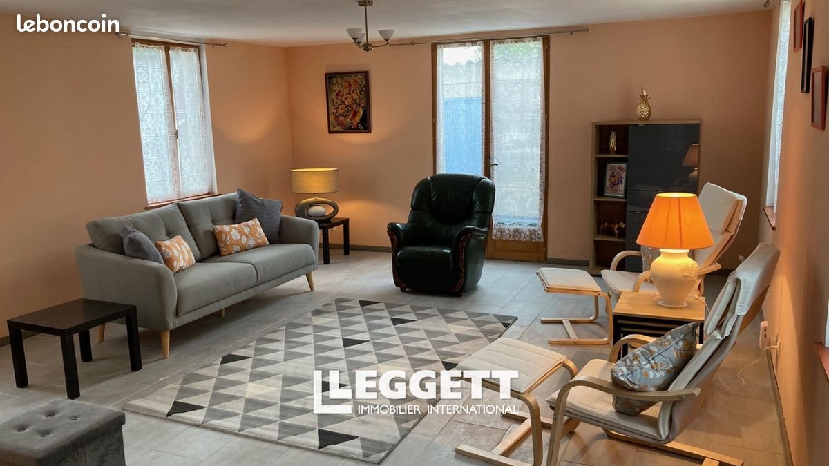 Maison à vendre, 250m², Saint-Dizier-Masbaraud
