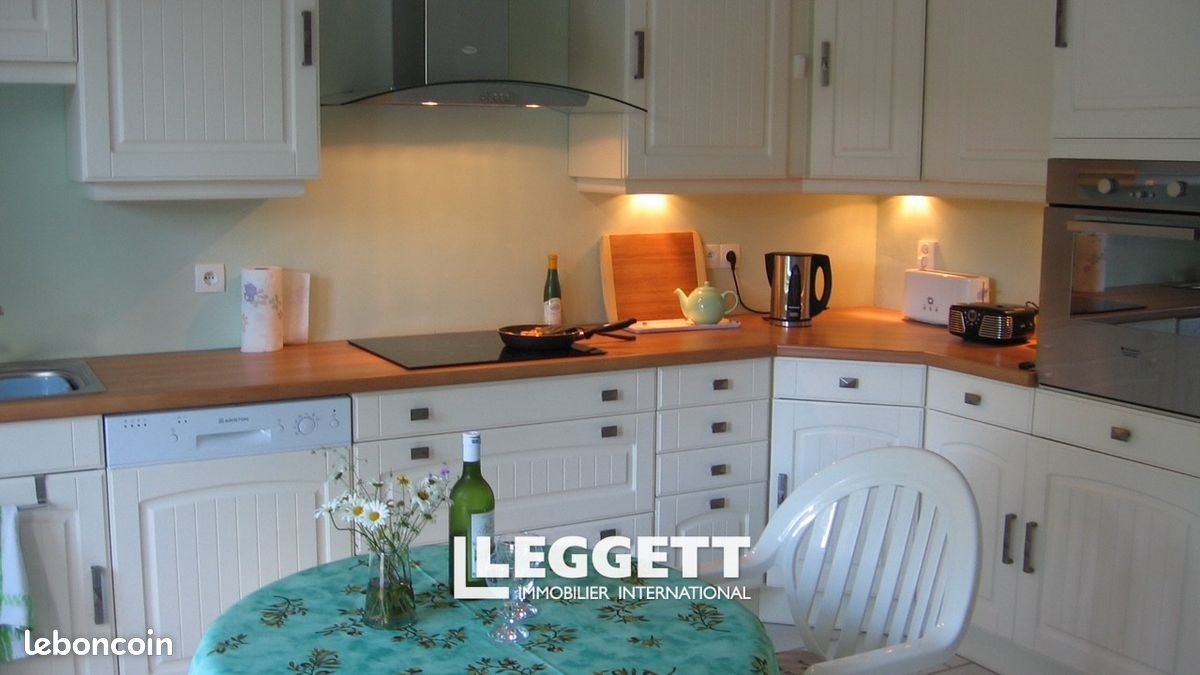 Maison à vendre, 250m², Saint-Dizier-Masbaraud