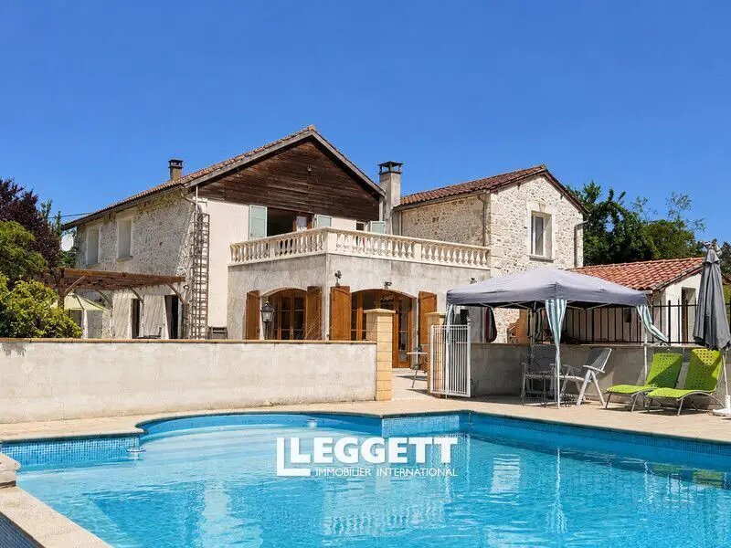 Maison à vendre, 275m², Brossac