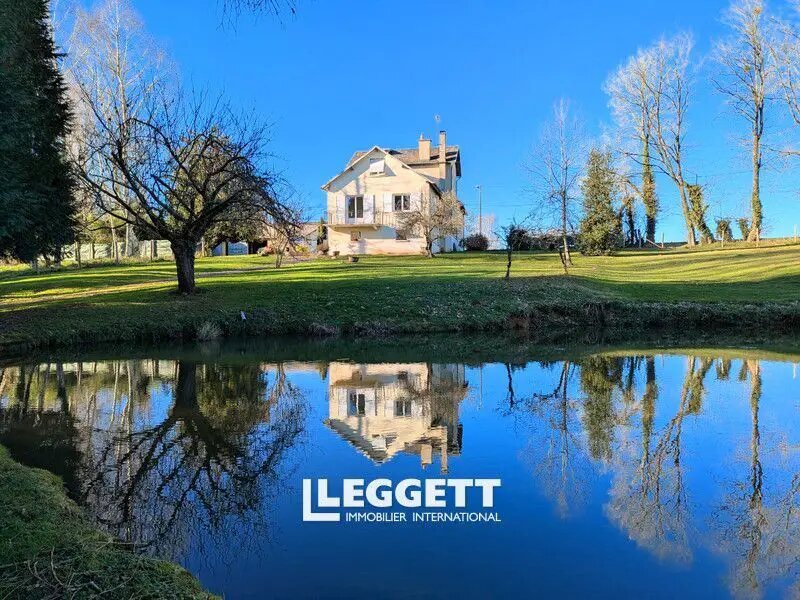 Maison à vendre, 202m², Saint-Yrieix-la-Perche