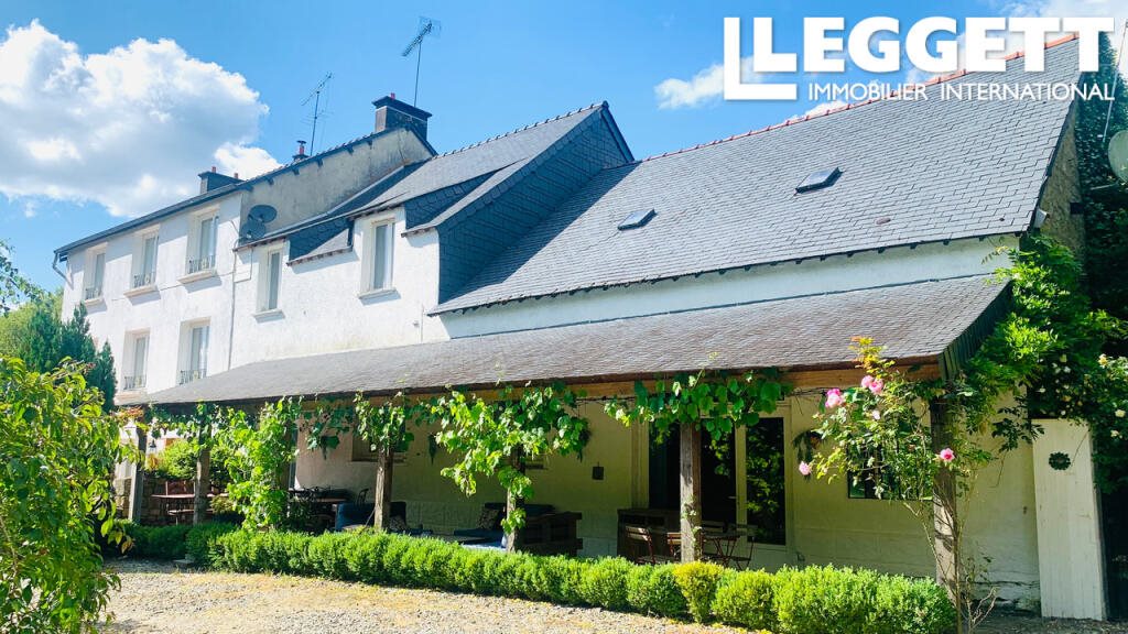 Maison à vendre, 418m², Rostrenen