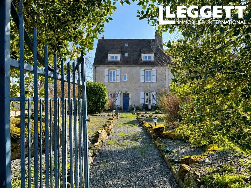 Maison à vendre, 201m², Châtelus-Malvaleix