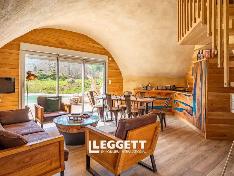 Maison à vendre, 168m², Les Eyzies-de-Tayac-Sireuil