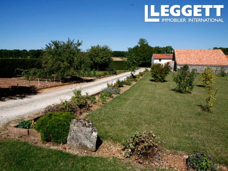 Maison à vendre, 400m², Fontaine-Chalendray