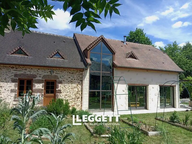 Maison à vendre, 250m², Mont-Saint-Jean