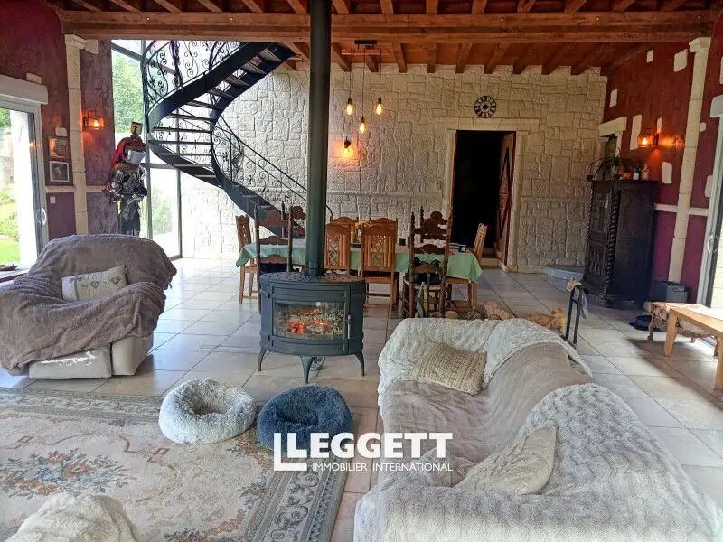 Maison à vendre, 250m², Mont-Saint-Jean