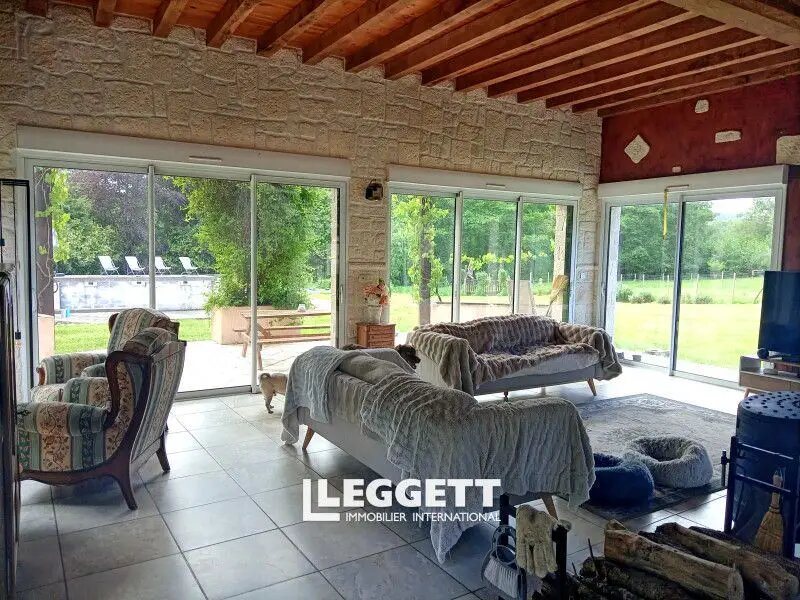 Maison à vendre, 250m², Mont-Saint-Jean