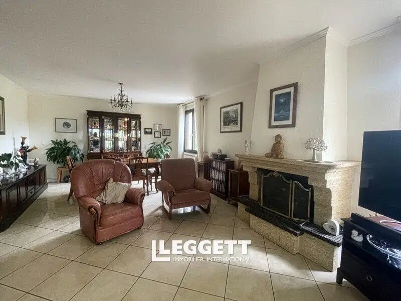 Maison à vendre, 176m², Brillac