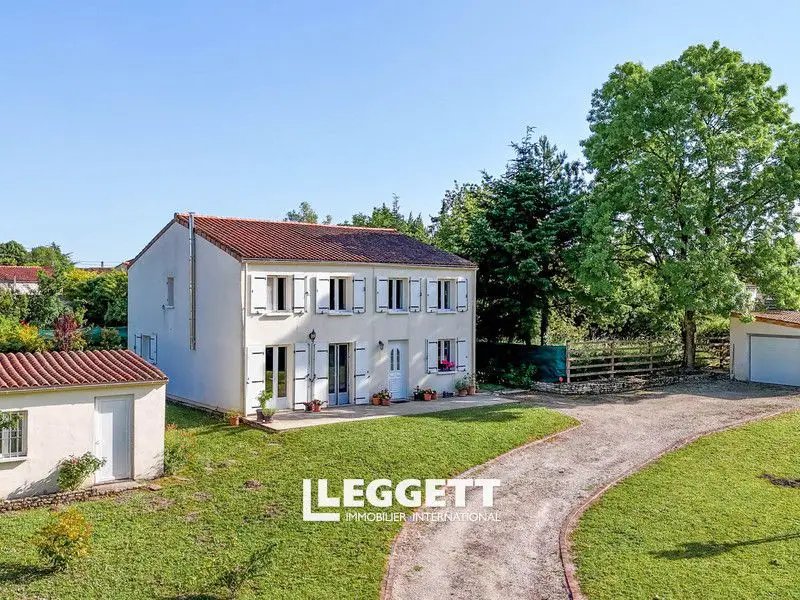 Maison à vendre, 179m², Varaize