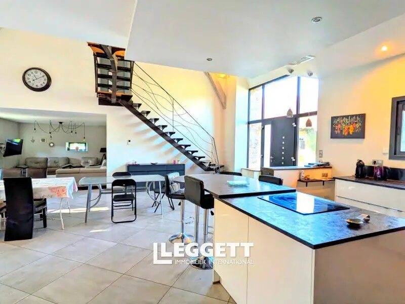 Maison à vendre, 158m², Lubersac