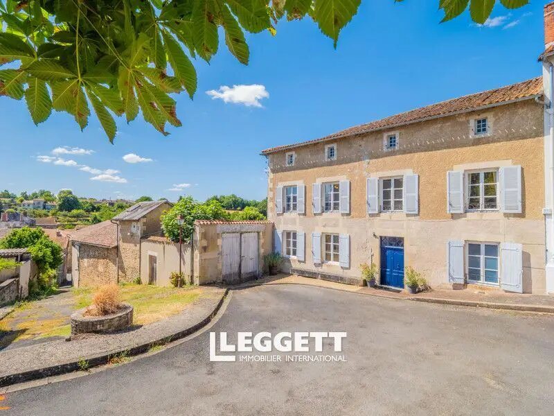 Maison à vendre, 466m², Charroux