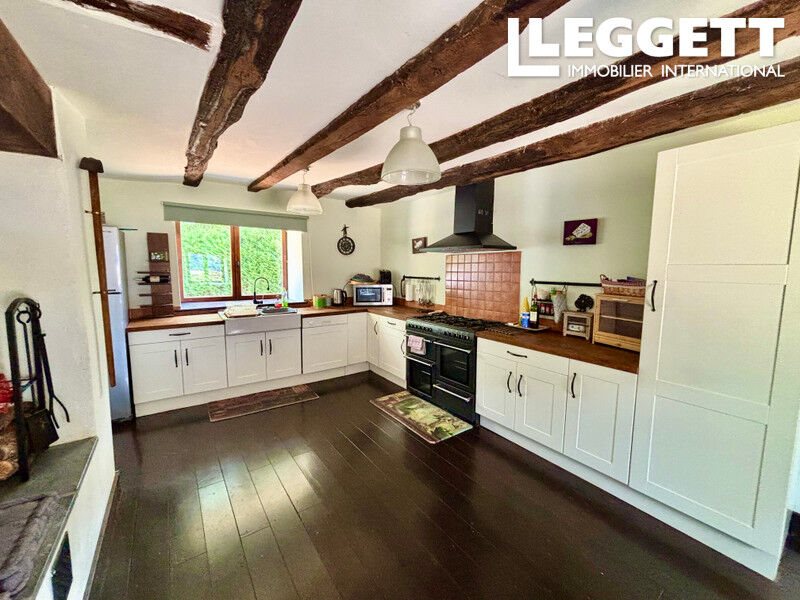 Maison à vendre, 210m², Saint-Priest-Ligoure
