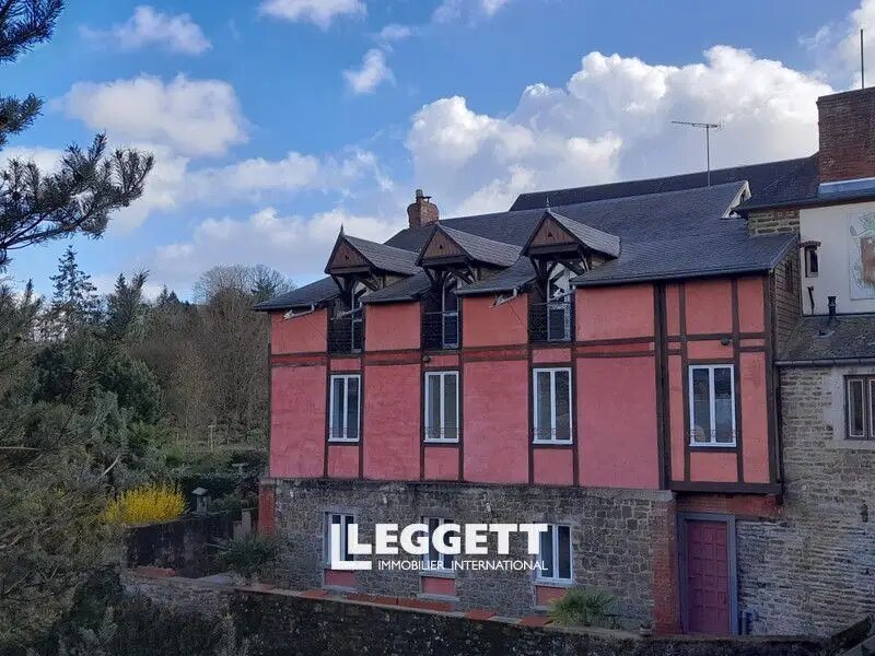 Maison à vendre, 240m², Saint-Hilaire-du-Harcouët