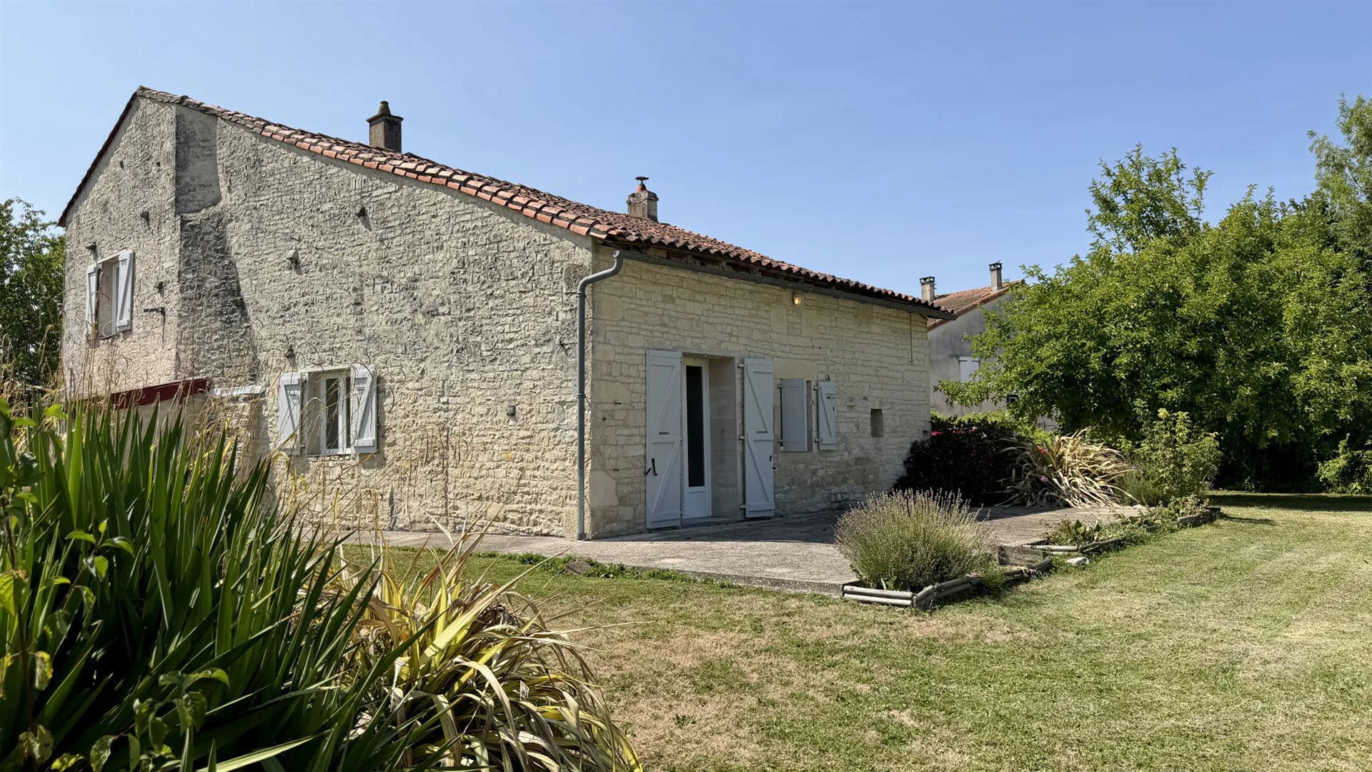Maison à vendre, 140m², Aigre