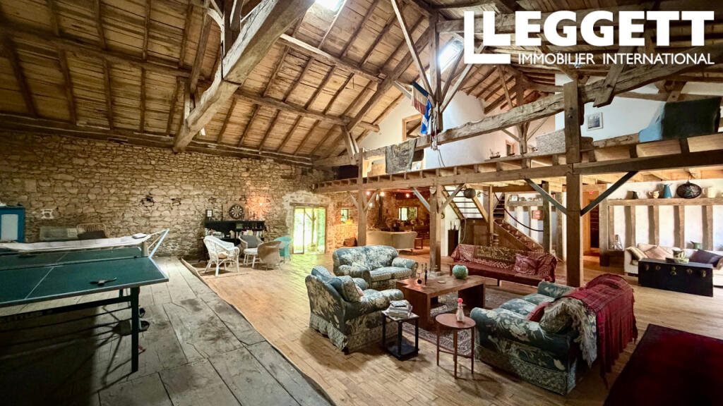 Maison à vendre, 200m², Les Salles-Lavauguyon