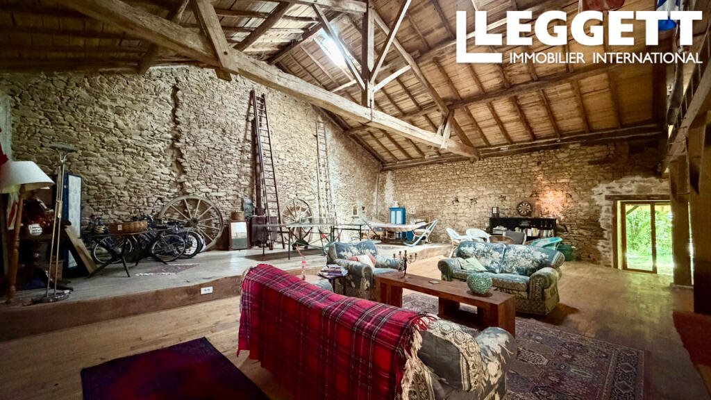 Maison à vendre, 200m², Les Salles-Lavauguyon