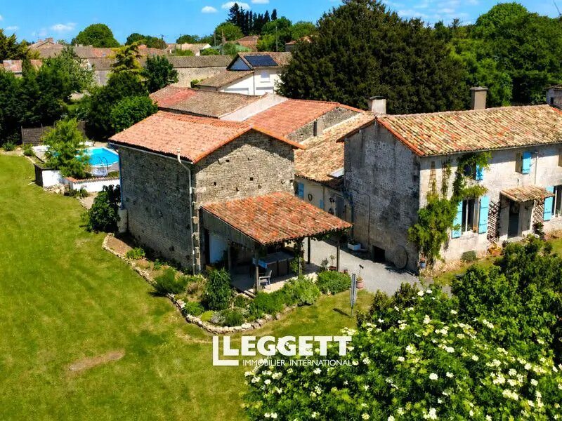 Maison à vendre, 262m², Chef-Boutonne