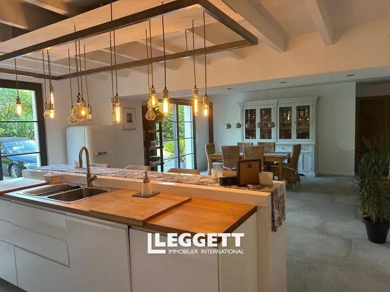Maison à vendre, 186m², Barbezieux-Saint-Hilaire