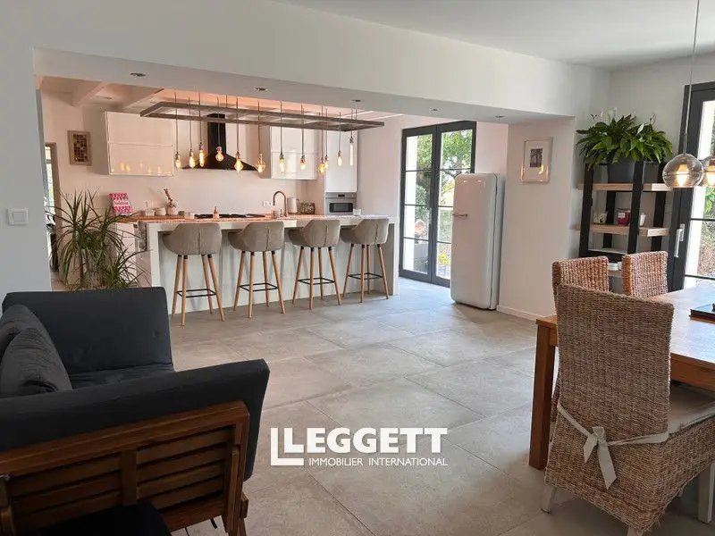 Maison à vendre, 186m², Barbezieux-Saint-Hilaire