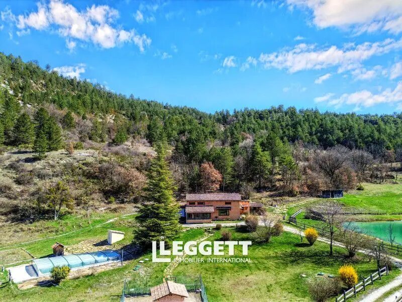 Maison à vendre, 155m², Barrême