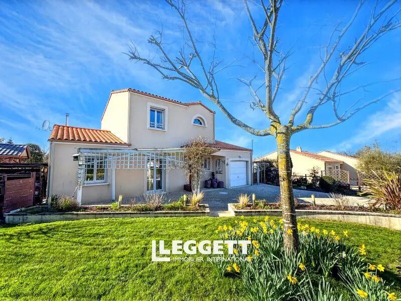 Maison à vendre, 123m², Saint-Maurice-le-Girard