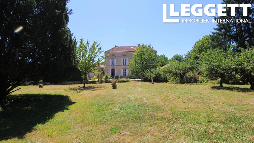 Maison à vendre, 316m², Dampierre-sur-Boutonne
