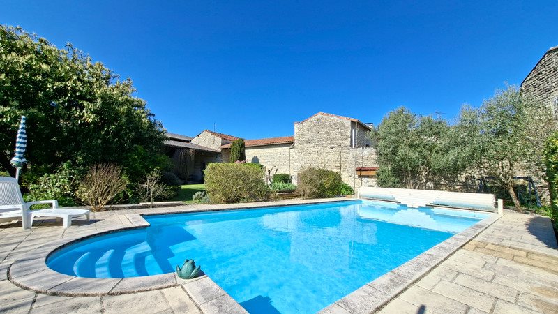 Maison à vendre, 125m², Aigre
