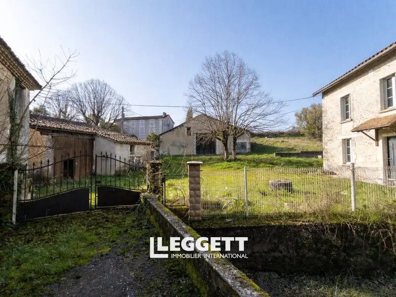 Maison à vendre, 87m², Montmoreau-Saint-Cybard