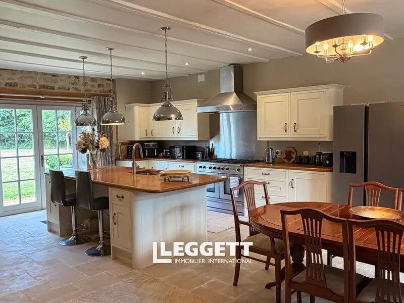 Maison à vendre, 218m², Nanteuil-en-Vallée